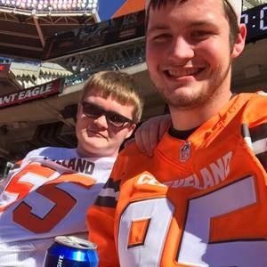 Meet your Posher, Brandon